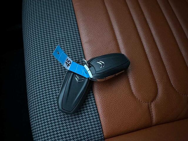 Citroen C3 1.2 PureTech Shine S CUIR/LED/NAVI/CAM/24MOIS GAR