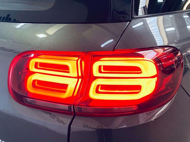 Citroen C5 1.2+TEL+CRUISE+AIRCO+CARNET+GARANTIE+DISTRI CHANGE
