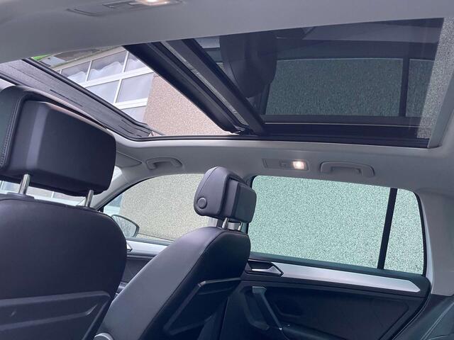 Volkswagen Tiguan 2.0 TDi Highline DSG Matrix Pano