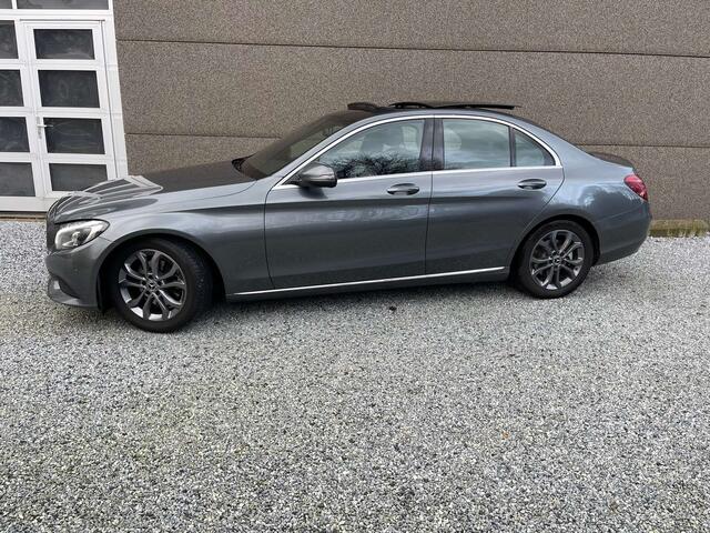 Mercedes-Benz C-Klasse d 200d 2143cc Auto Pano Leather Navi 136cv