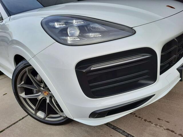 Porsche Cayenne 3.0 Turbo V6 Tiptronic SCOUPELIGHTWEIGHT PACK