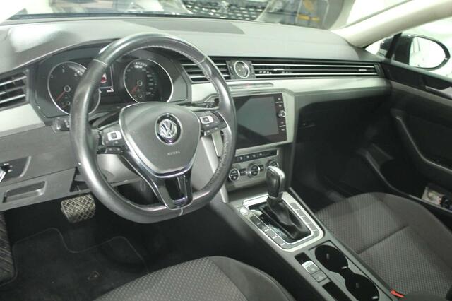 Volkswagen Passat 1.6 TDi SCR DSG