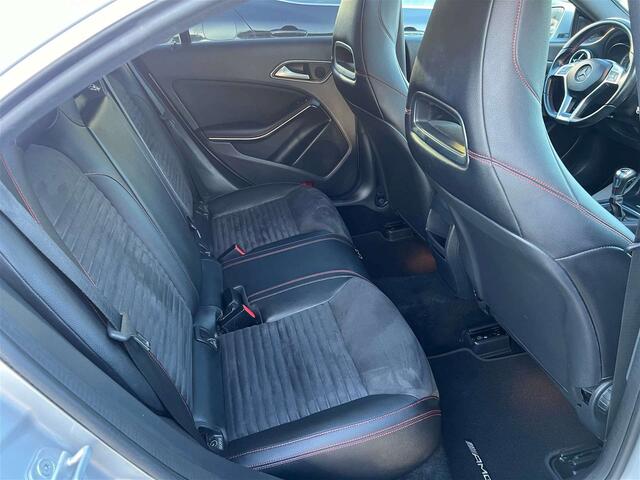 Mercedes-Benz CLA-Klasse PACK AMGPaNONAVILEDX�nonCUIRJANTESBT