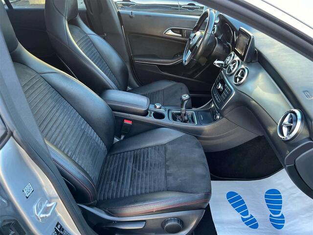 Mercedes-Benz CLA-Klasse PACK AMGPaNONAVILEDX�nonCUIRJANTESBT