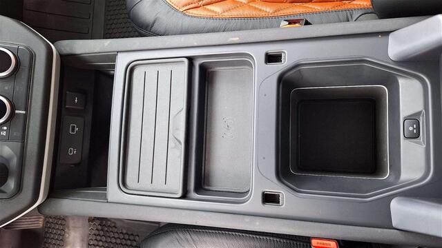 Land Rover Defender 3.0 D MHEV 110 D200 S