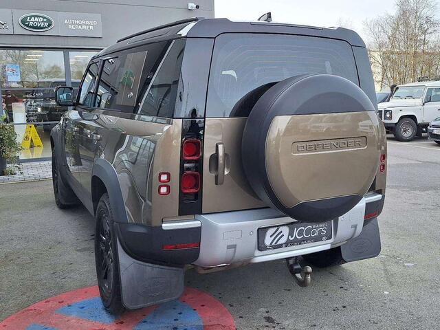 Land Rover Defender 3.0 D MHEV 110 D200 S