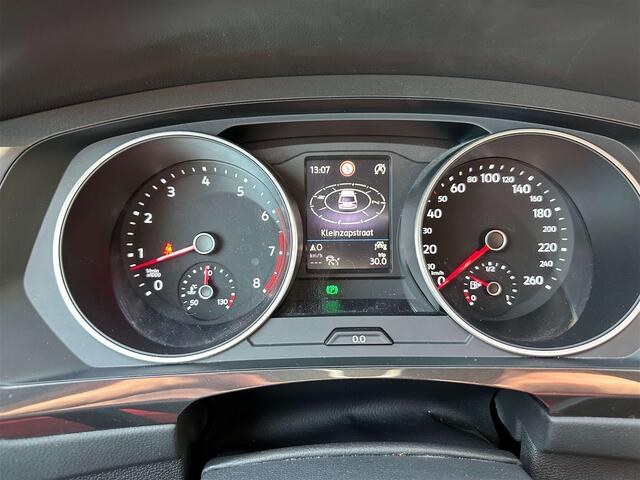 Volkswagen Tiguan 1.5 TSI MET 1 JAAR GARANTIE