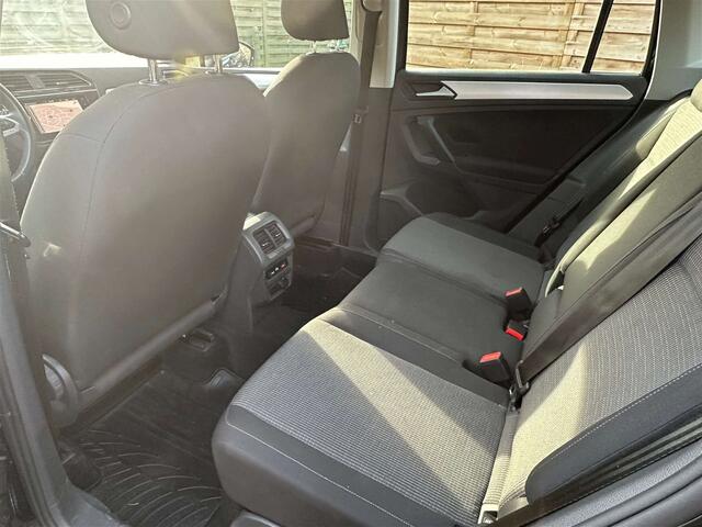 Volkswagen Tiguan 1.5 TSI MET 1 JAAR GARANTIE