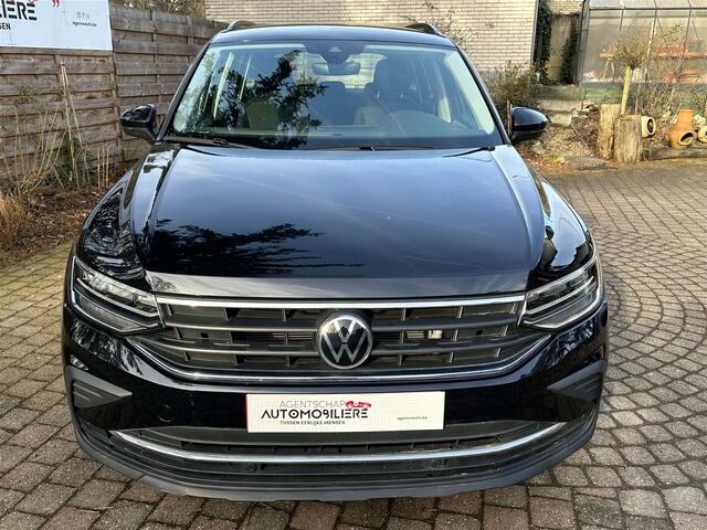 Volkswagen Tiguan 1.5 TSI MET 1 JAAR GARANTIE