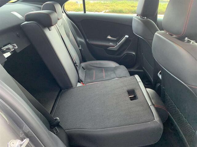 Mercedes-Benz A-Klasse d AMG-STYLING-BERLINE-DISTR +-360�CAM-