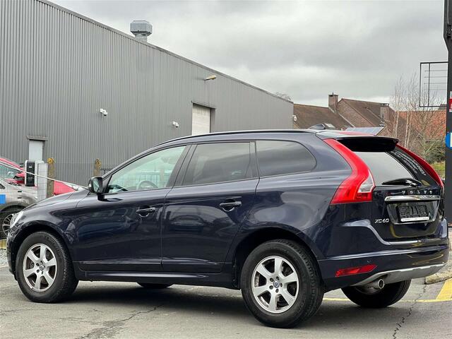 Volvo XC60 2.0 D3 Kinetic GeartronicEURO6bNAVICLIMABTLED