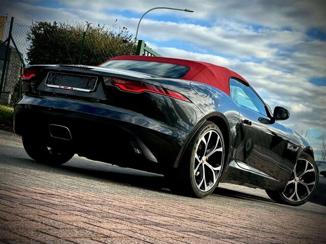 Jaguar F-Type 2.0 i4 P300 R-Dynamic