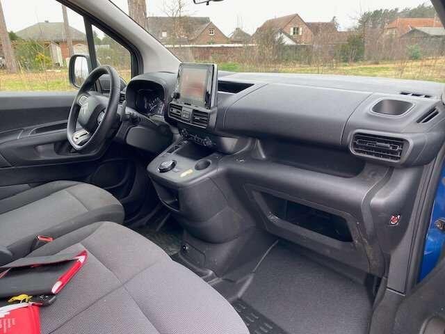 Citroen Berlingo Automaat,Airco,Camera,DAB,Parkeersensoren,Cruise.