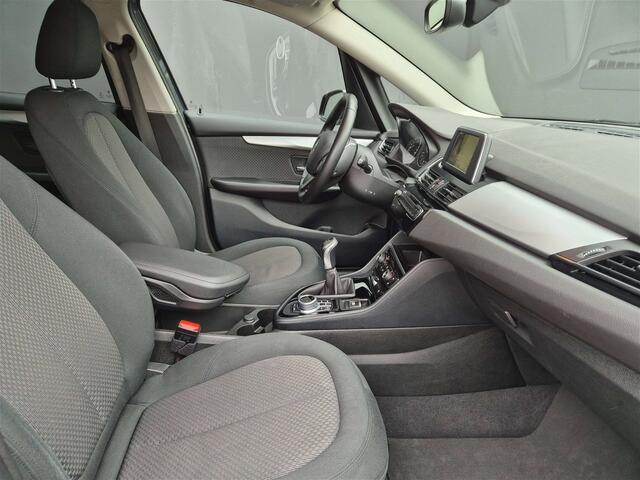 BMW 2-Serie dNAVIZETELVERWARMINGEL.KOFFERPDCBLUETOOTH