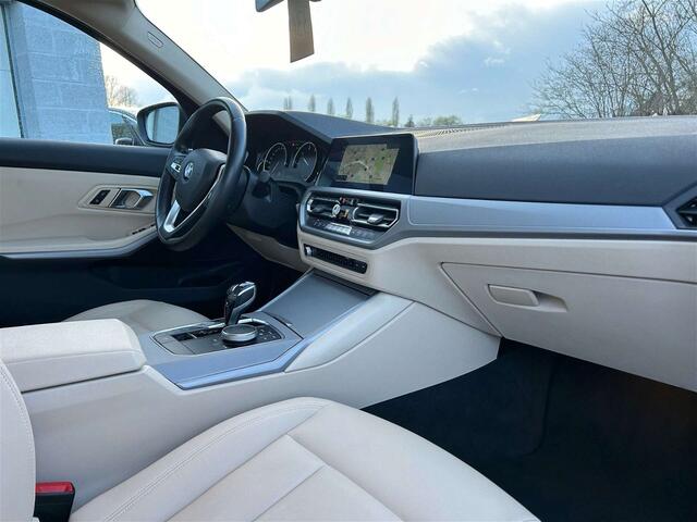 BMW 3-Serie dAEURO6dautomatiquecuirclimled