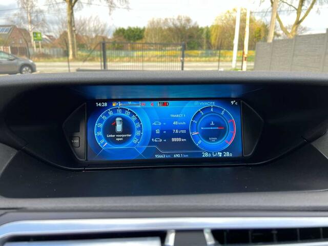 Citroen C4 PICASSO 1.2PureTech Intensive NAVI/CAM/BLUETOOT/1AN TOTALE