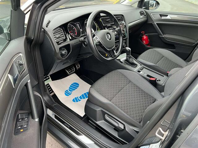 Volkswagen Golf 1.0TSI JOIN OPF DSGEU6.2NAVICAMERACarPlayBT