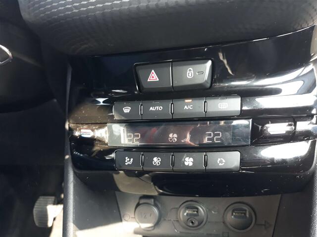 Peugeot 2008 1.6i Allure