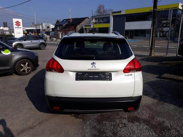 Peugeot 2008 1.6i Allure