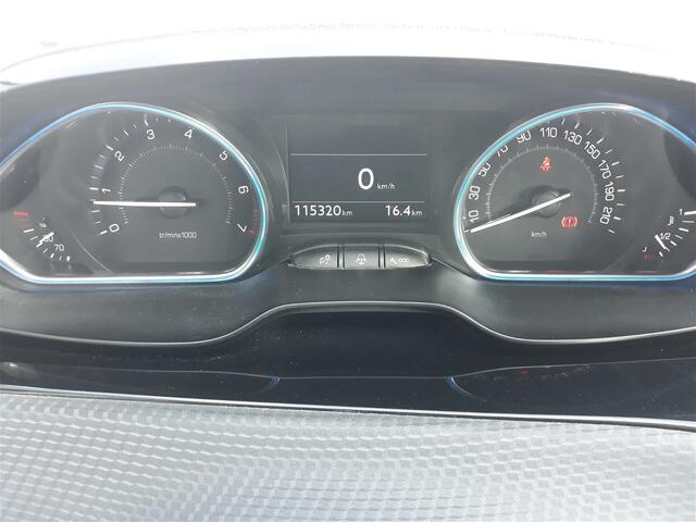 Peugeot 2008 1.6i Allure