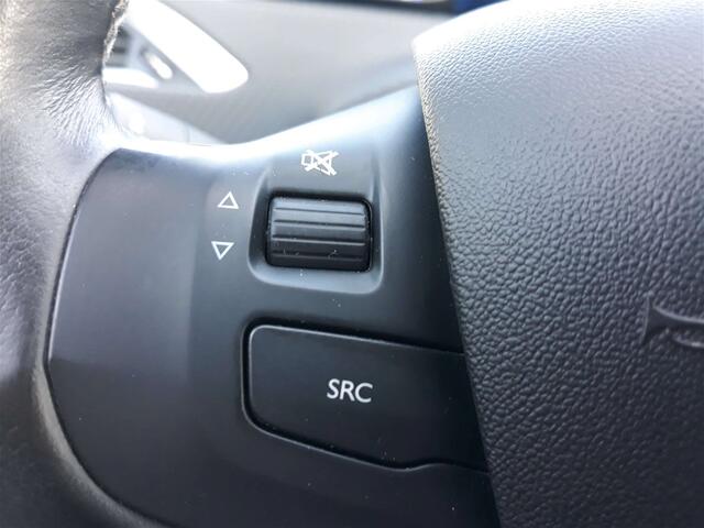 Peugeot 2008 1.6i Allure