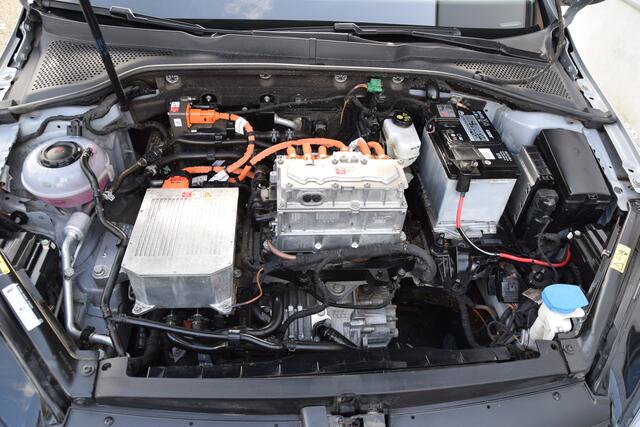 Volkswagen E-Golf ELECTRIC 35 kWh