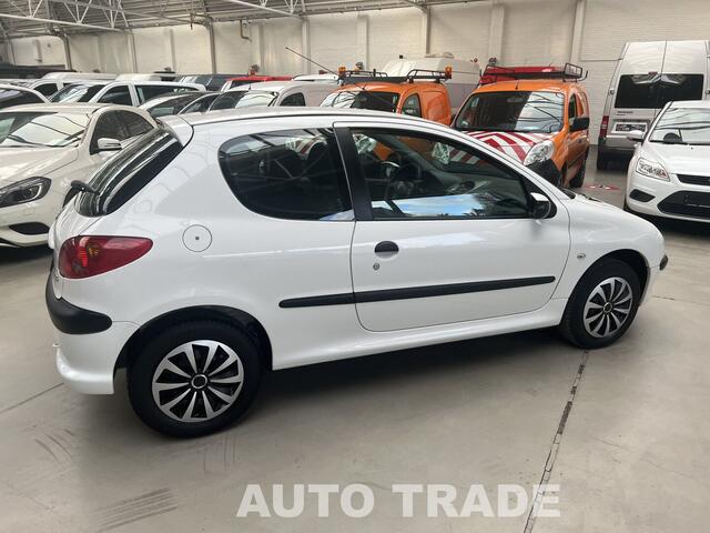 Peugeot 206 Benzine LEZ ok | 106.000km | Airco | 1j Garantie