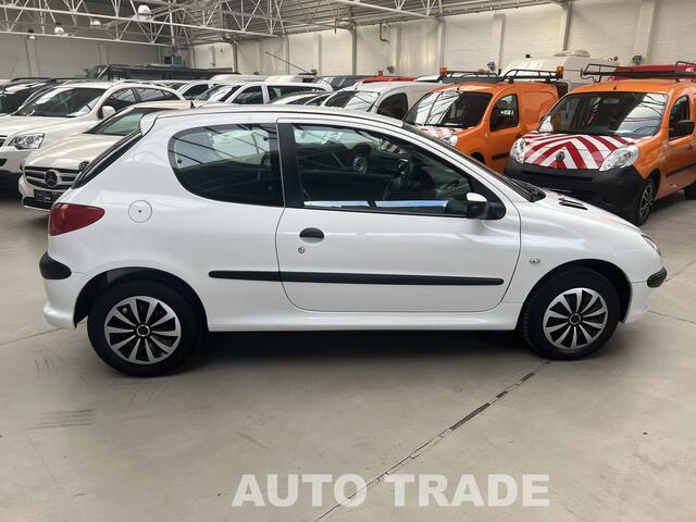 Peugeot 206 Benzine LEZ ok | 106.000km | Airco | 1j Garantie