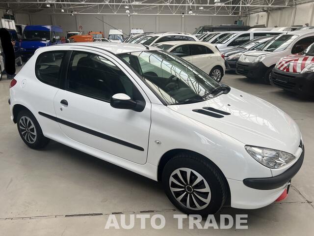 Peugeot 206 Benzine LEZ ok | 106.000km | Airco | 1j Garantie