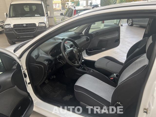 Peugeot 206 Benzine LEZ ok | 106.000km | Airco | 1j Garantie