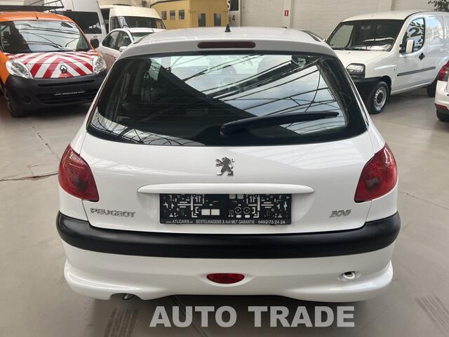 Peugeot 206 Benzine LEZ ok | 106.000km | Airco | 1j Garantie