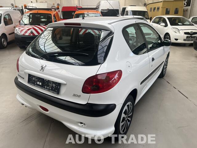 Peugeot 206 Benzine LEZ ok | 106.000km | Airco | 1j Garantie