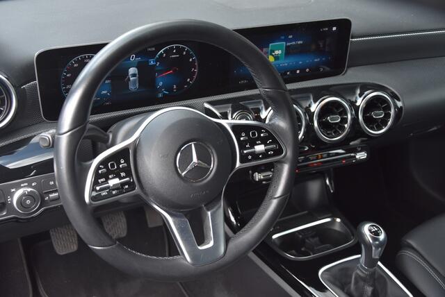 Mercedes-Benz A-Klasse Navi/Led/WideScreen/4Season