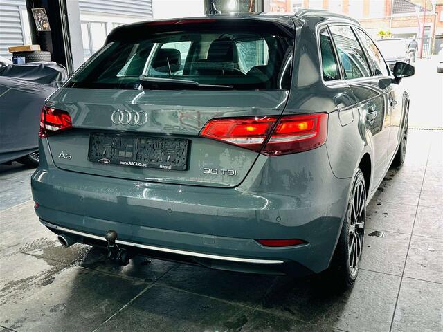 Audi A3 30 TDi S TRONIC  GARANTIE 12 MOIS  DESIGN LINE 