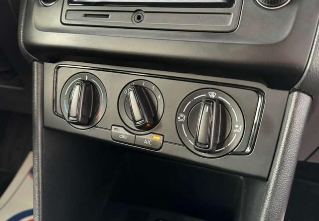 Volkswagen Polo 1.0i 1er propri�taire garantie 12 mois