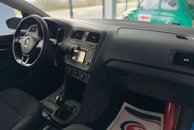 Volkswagen Polo 1.0i 1er propri�taire garantie 12 mois