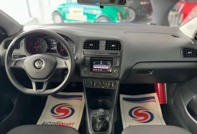 Volkswagen Polo 1.0i 1er propri�taire garantie 12 mois