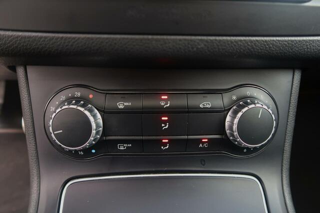 Mercedes-Benz B-Klasse 180 AMG|PANORAMADAK|FACELIFT|NAVIGATIE|BLUETOOTH|XENON-LED|DEALER ONDERHOUDEN