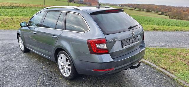 Skoda Octavia 1.0 TSI version  luxe Style  cuir , clim, GPS ...