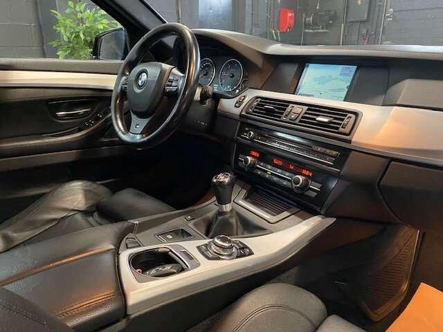 BMW 5-Serie 520d PACK M-TECHNIQUE 12 MOIS DE GARANTIE