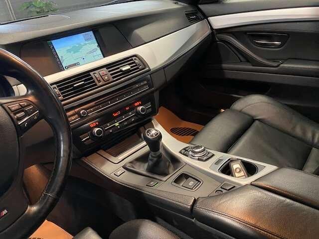 BMW 5-Serie 520d PACK M-TECHNIQUE 12 MOIS DE GARANTIE
