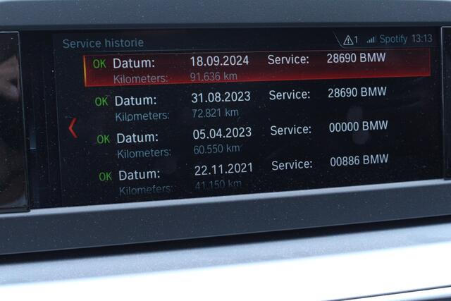 BMW 5-Serie Touring 520i Executive NAVI LED STOELVW CAMERA LED '18