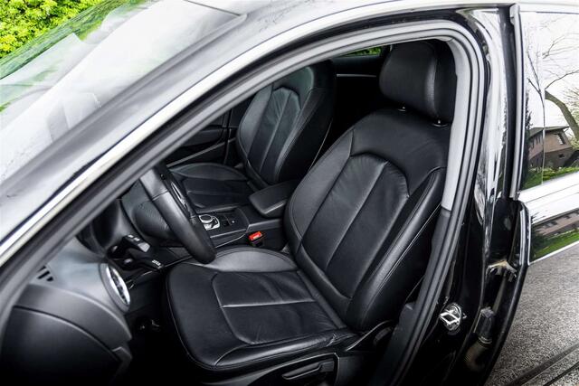 Audi A3 Sportback 30 TDi S tronic  Trekhaak  LederXenon