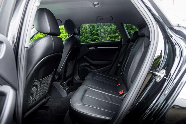 Audi A3 Sportback 30 TDi S tronic  Trekhaak  LederXenon