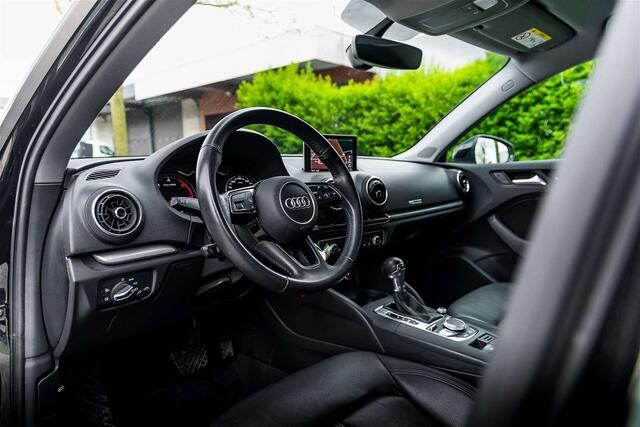Audi A3 Sportback 30 TDi S tronic  Trekhaak  LederXenon
