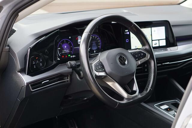 Volkswagen Golf 2.0 SCR TDi Active DSG NAVI-CAMERA-LED-COCKPIT