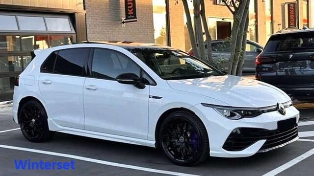 Volkswagen Golf 8 R PERFORMANCE 2.0 TSI DSG Akrapovic DCC Full 