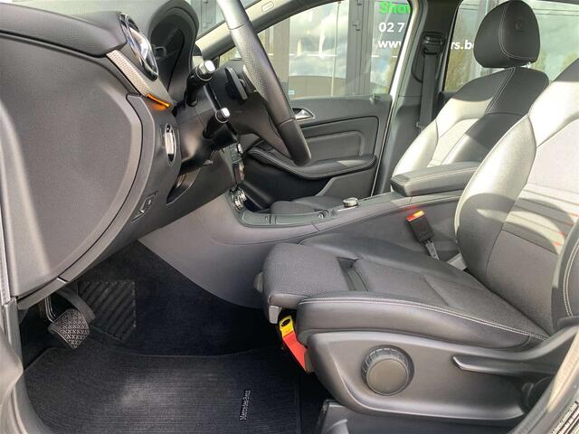 Mercedes-Benz B-Klasse d URBAN-AUTOMAAT/EU6b/LED/CRUISE CONT./STAAT
