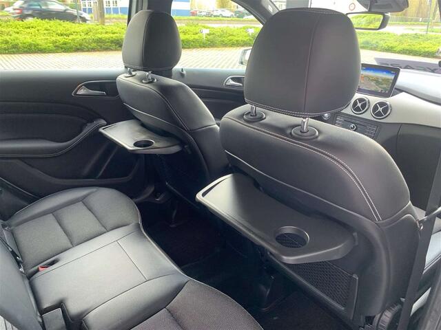 Mercedes-Benz B-Klasse d URBAN-AUTOMAAT/EU6b/LED/CRUISE CONT./STAAT