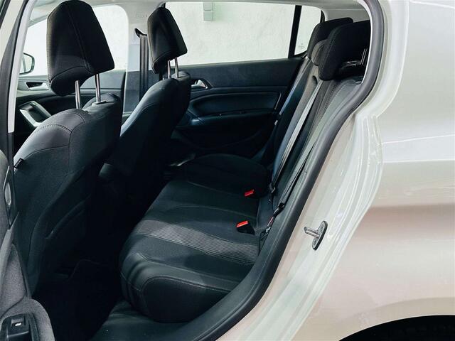 Peugeot 308 1.2  ALLURE  GARANTIE 12 MOIS  1ER PROP 